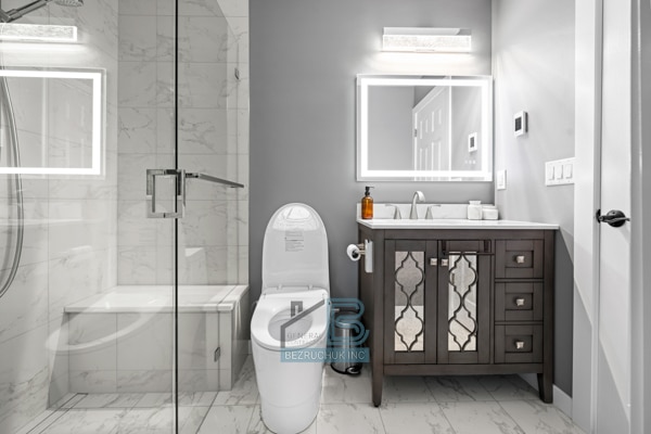 Curbless shower with bidet toilet led ligth and Vainity cabinet