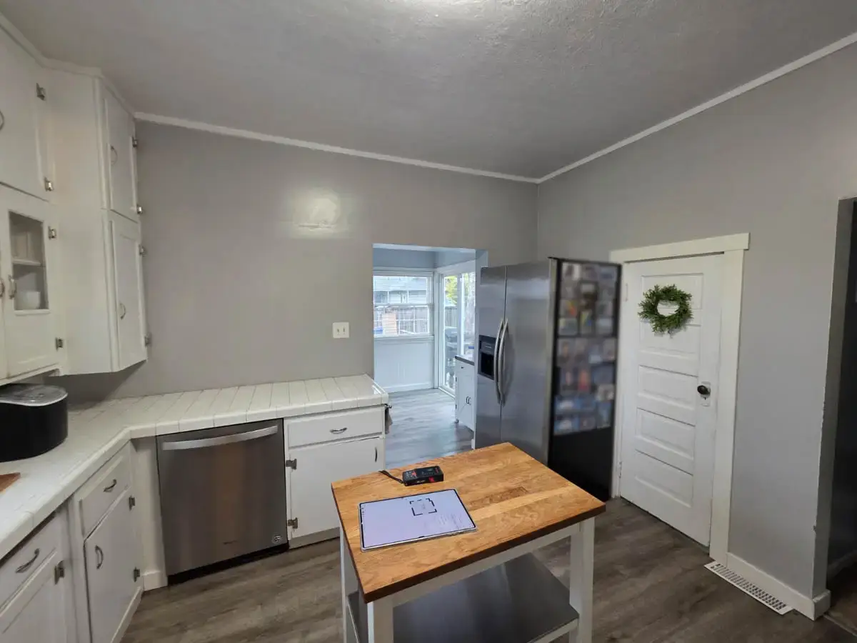 - project image Outdated kitchen before remodel in Edgewood WA with original cabinets and layout